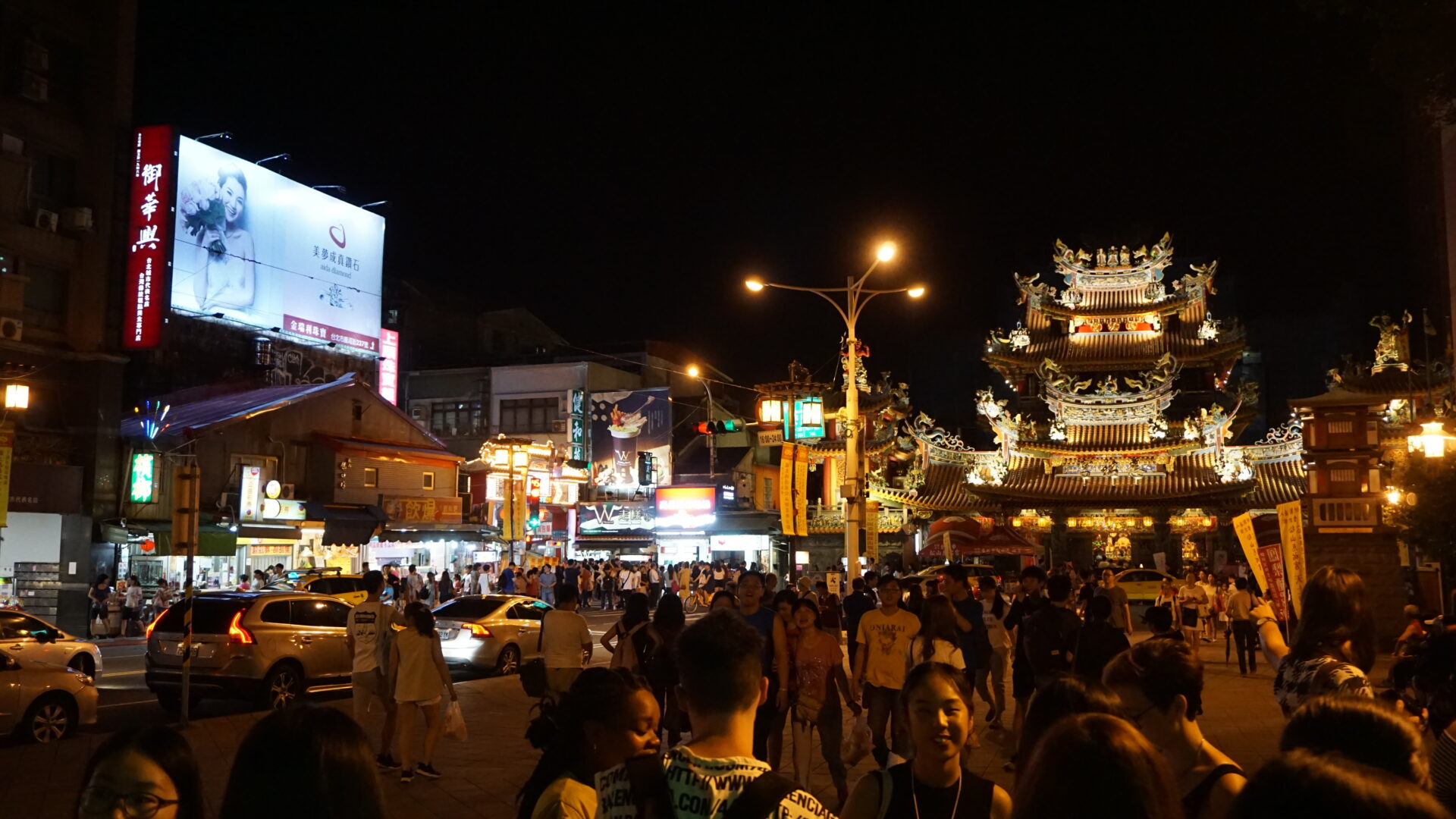 松山慈祐宮と饒河街夜市（2017年）