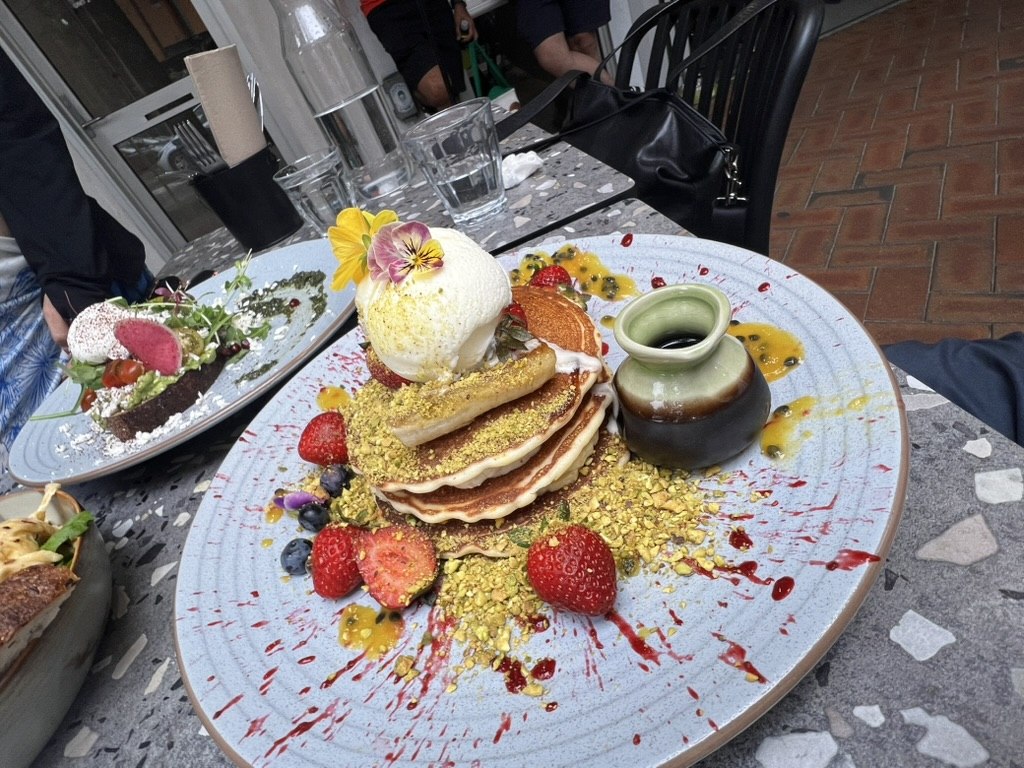 シドニーのカフェのリコッタパンケーキ